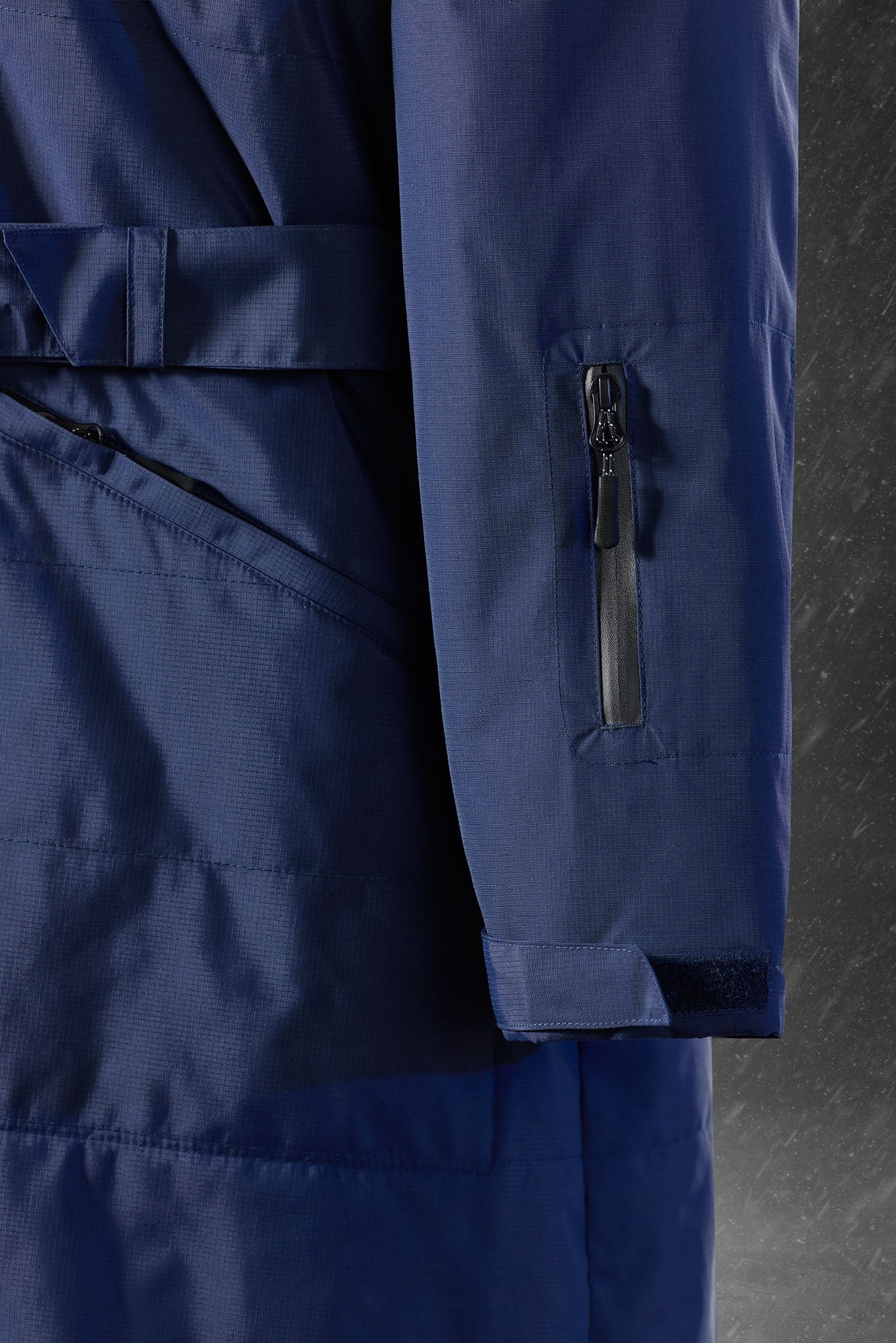 Alpine Pro Robe - Navy