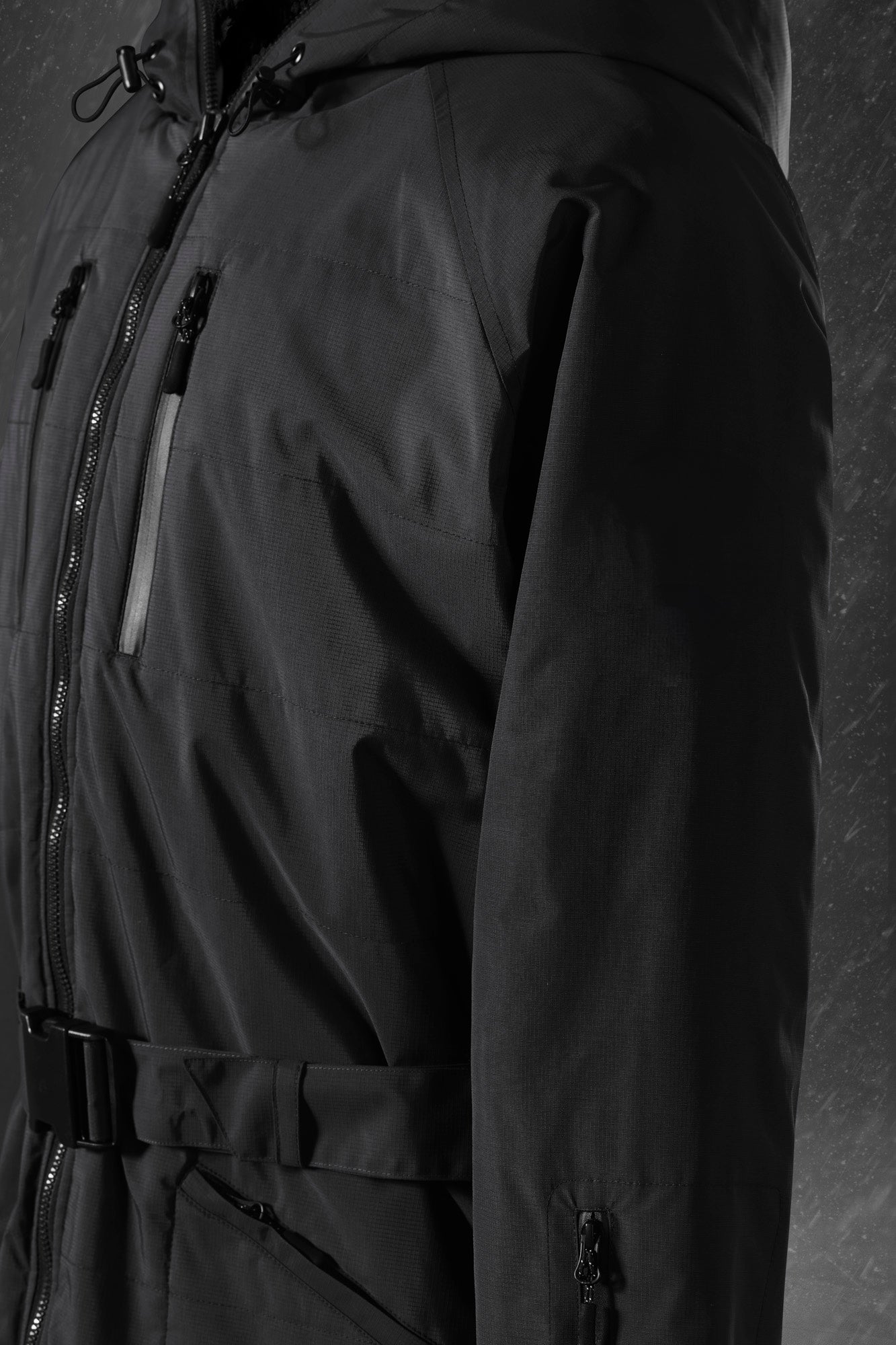 Alpine Pro Robe - Black